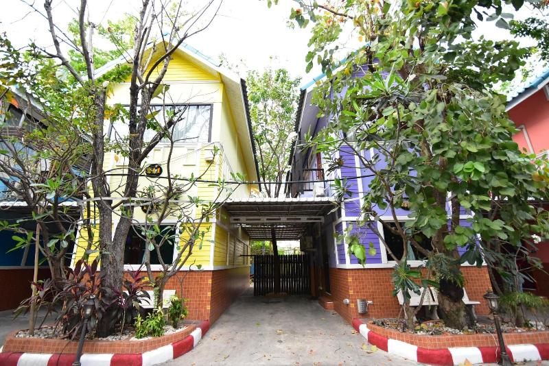 Общежитие Rak Kun Resort 2