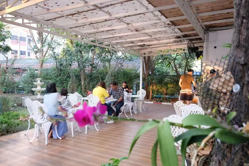 هاستل Rak Kun Resort 2