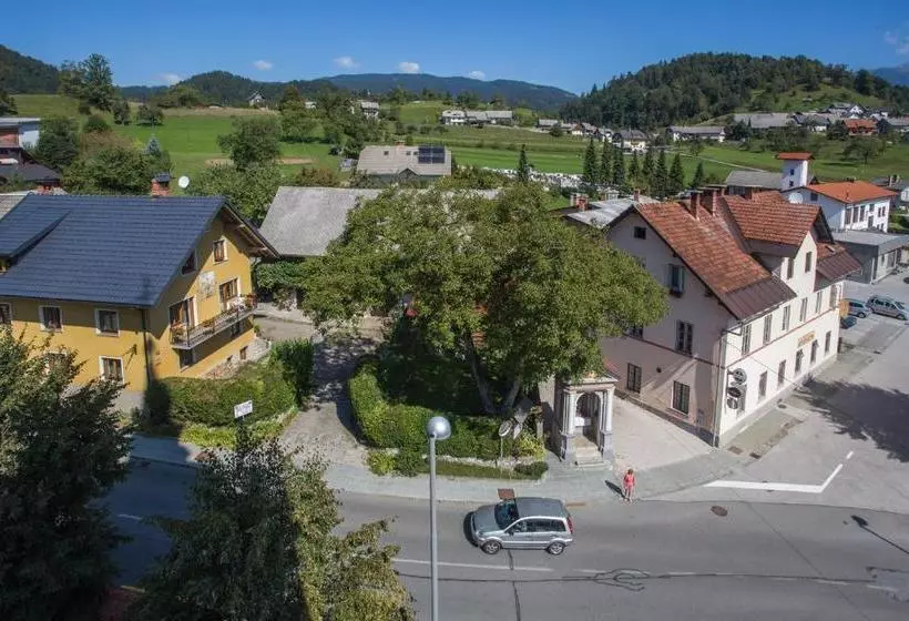 هتل Bio Turistična Kmetija Frčej Zupan