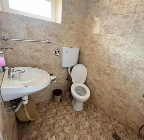 ペンション Guesthouse Zornitsa