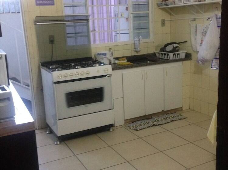 پانسیون Home Guesthouse