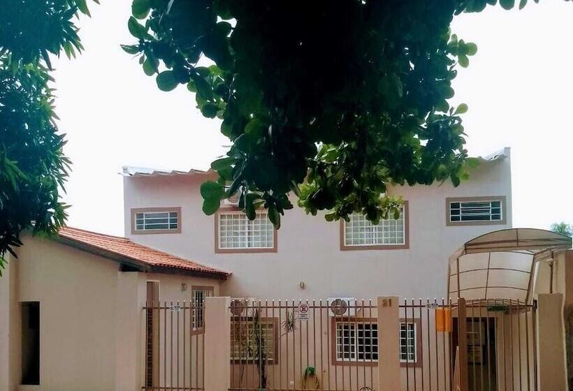 پانسیون Home Guesthouse