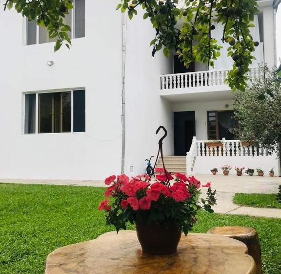 پانسیون Sweet Home Near Black Sea