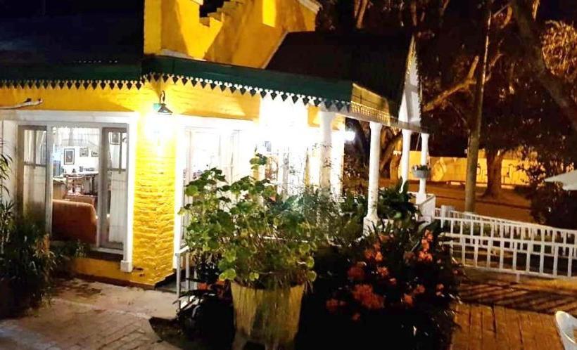 فندق صغير Hosteria El Colonial