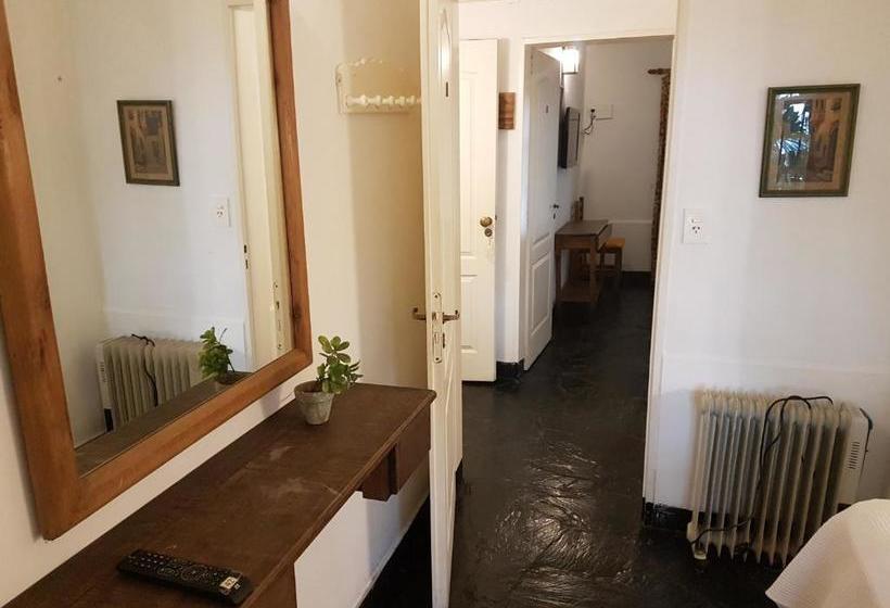 فندق صغير Hosteria El Colonial