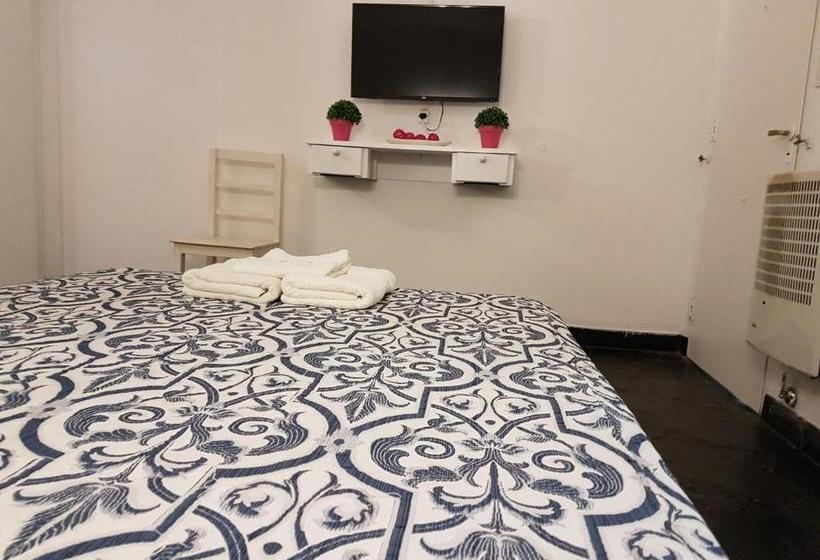 فندق صغير Hosteria El Colonial