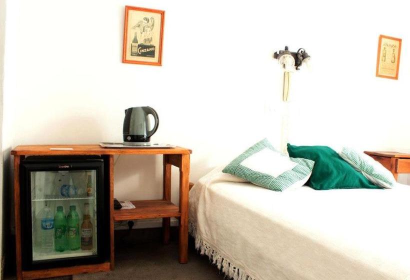 فندق صغير Hosteria El Colonial