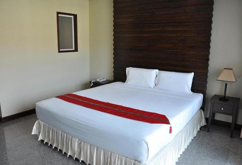 فندق صغير Karon Bay Inn