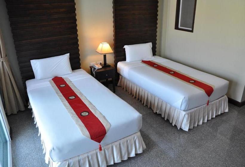 فندق صغير Karon Bay Inn