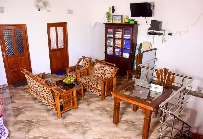 Majatalo Channa Villa & Tours