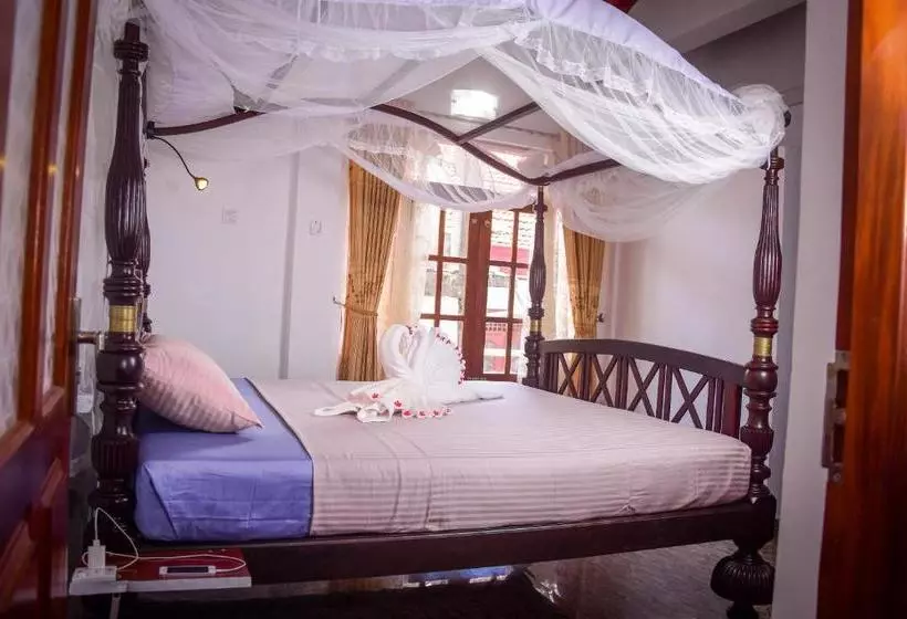 Majatalo Channa Villa & Tours