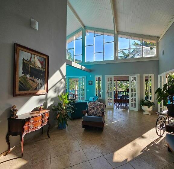 פנסיון Nina Flor Pousada Lumiar