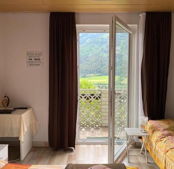 הוסטל Gasthaus Zum Stadtwald