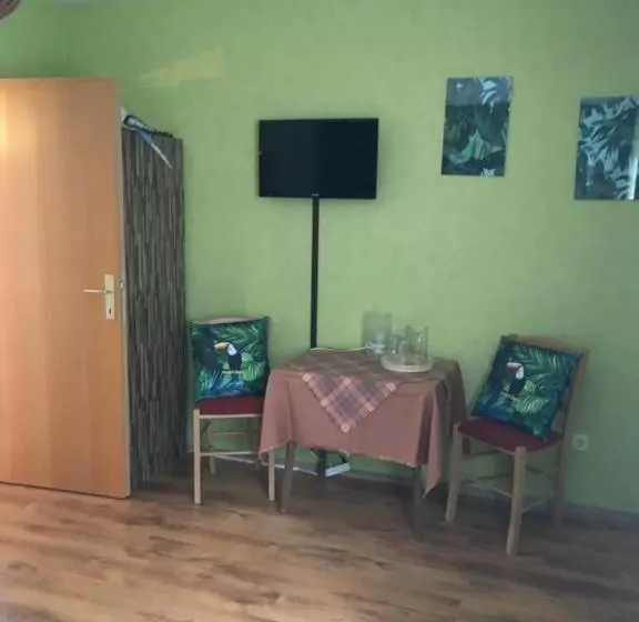 ユースホステル Gasthaus Zum Stadtwald