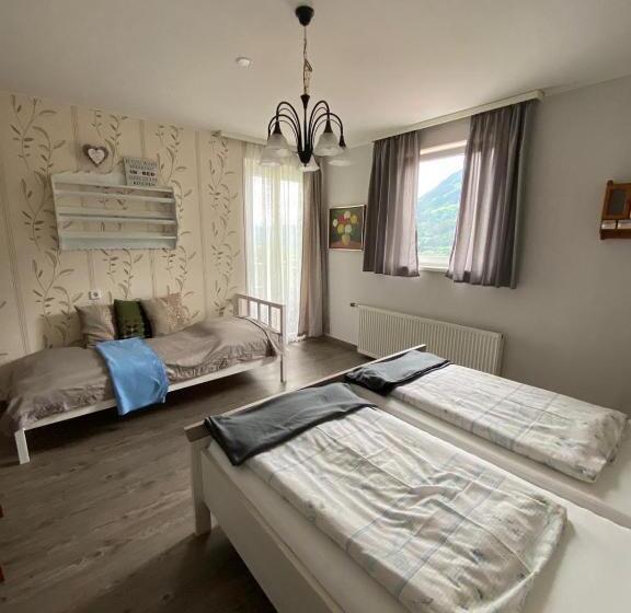 הוסטל Gasthaus Zum Stadtwald