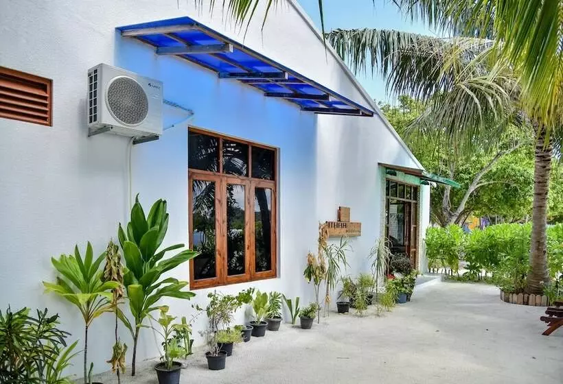 پانسیون Ithaa Beach Maldives