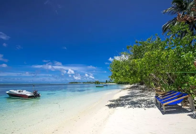 پانسیون Ithaa Beach Maldives