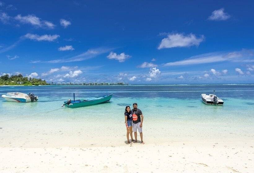 پانسیون Ithaa Beach Maldives