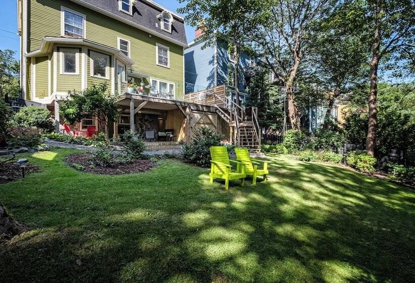 پانسیون The Elizabeth Manor Guesthouse