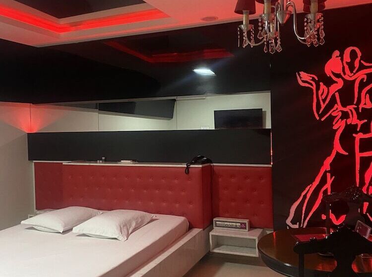 فندق Passione Criciúma   Adult Only