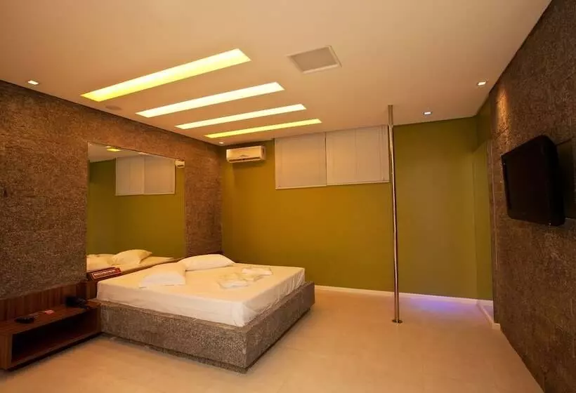 ホテル Passione Criciúma   Adult Only