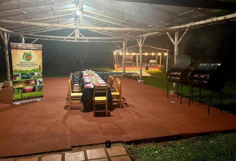 Пансион Casona Rural Km 1469