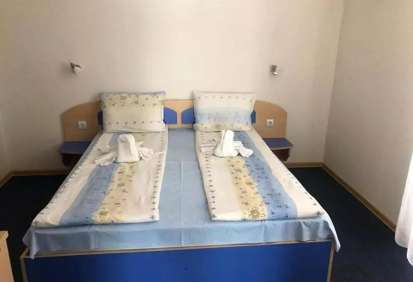 پانسیون Guest House Rai