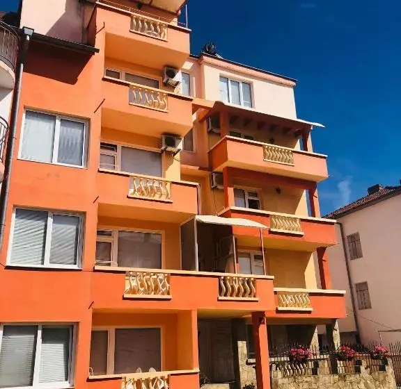 پانسیون Guest House Rai