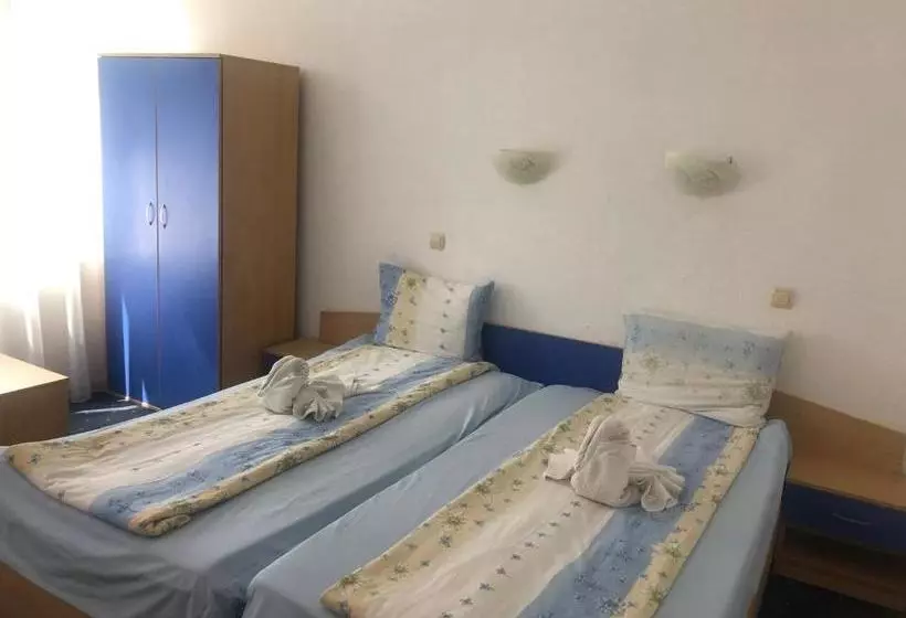 پانسیون Guest House Rai