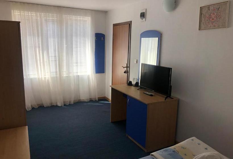 Пансион Guest House Rai