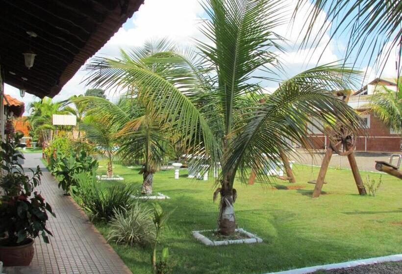 پانسیون Pousada Quinta Das Aroeiras