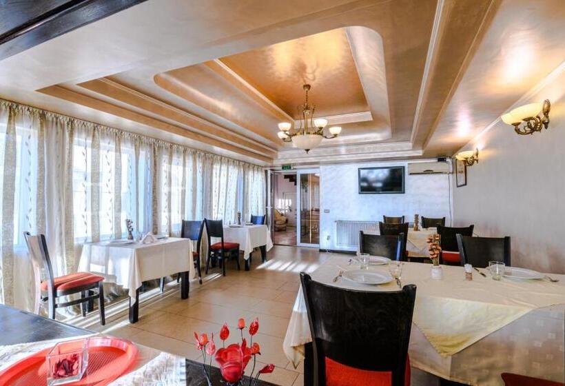 پانسیون Vila Palace