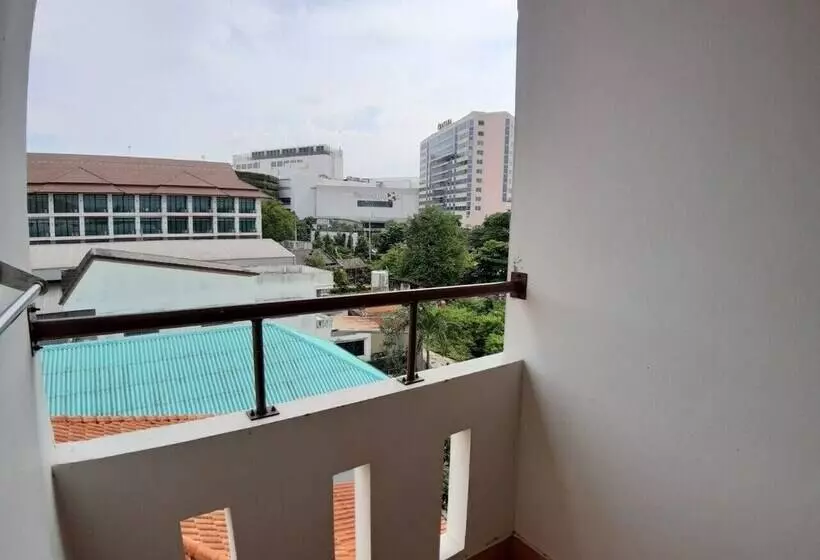 Top Hostel