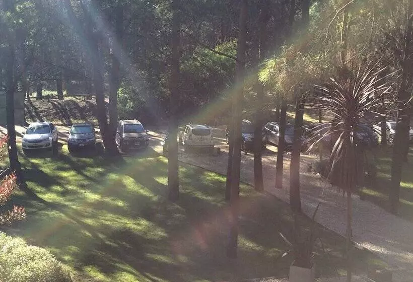 Altos Medanos Cabañas & Club De Bosque