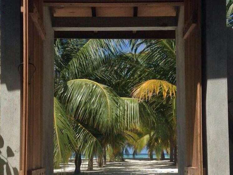 پانسیون Cerulean View Residence