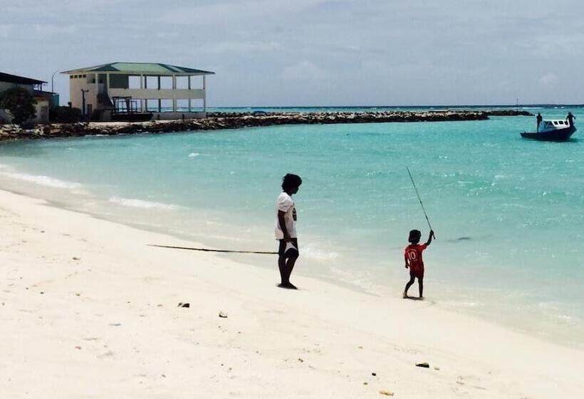 پانسیون Cerulean View Residence