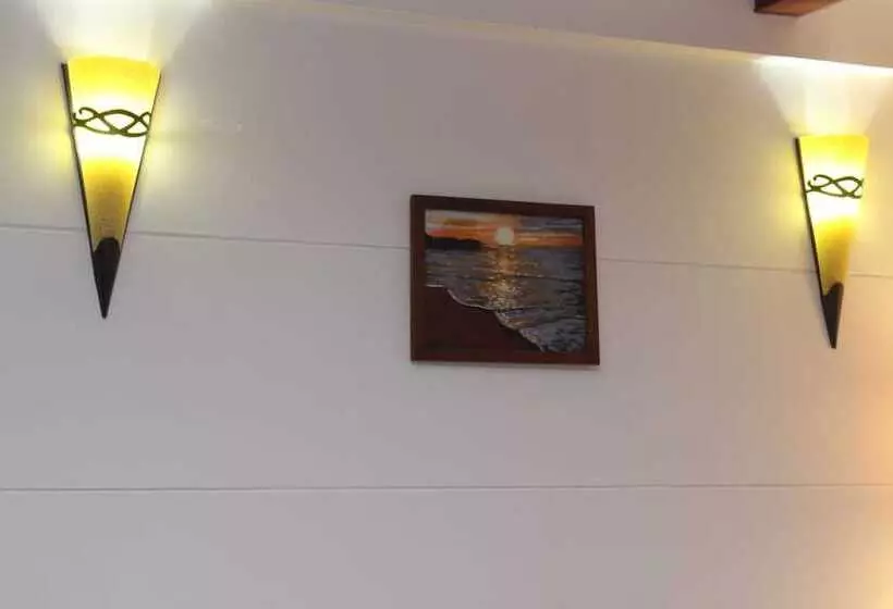 پانسیون Cerulean View Residence