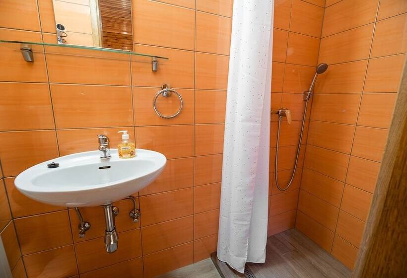 پانسیون Farm Stay žagar