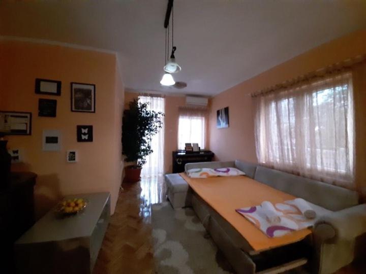 پانسیون Guest House Ivan