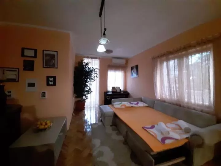 پانسیون Guest House Ivan