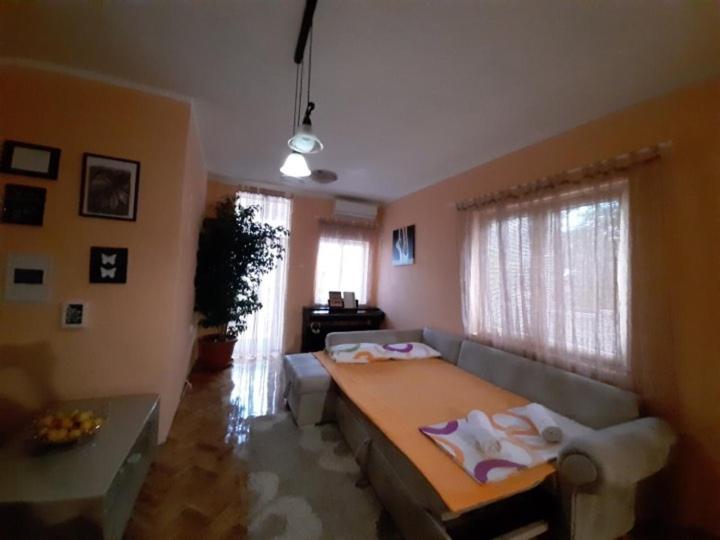 پانسیون Guest House Ivan