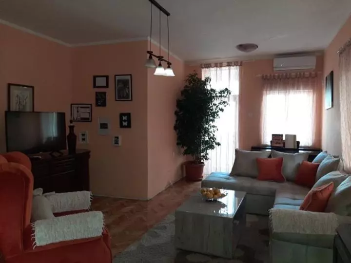 پانسیون Guest House Ivan