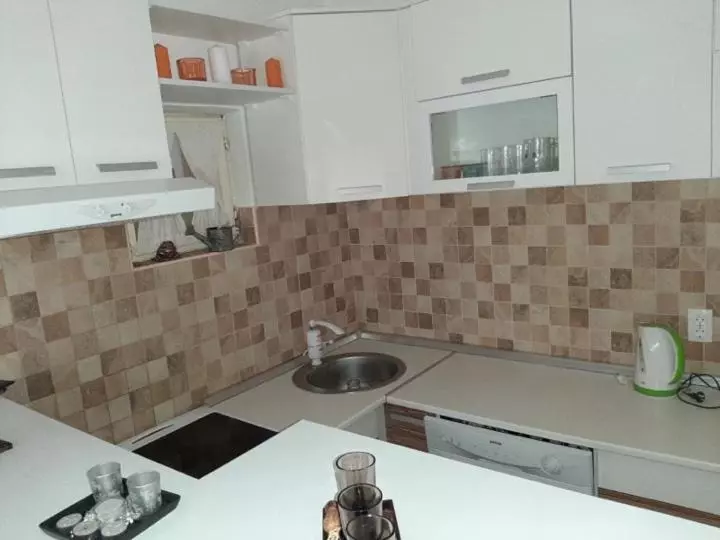 پانسیون Guest House Ivan