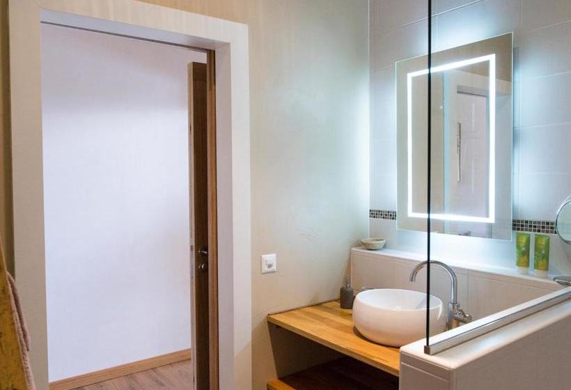 פנסיון La Commanderie