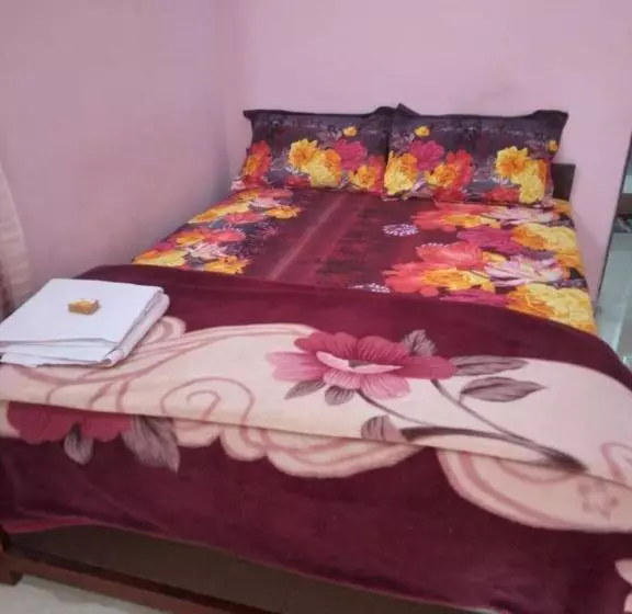 ペンション Madrid Home 2 Min Walk To Beach