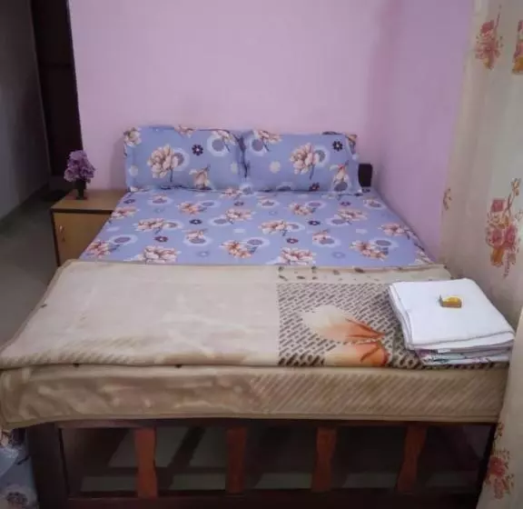 ペンション Madrid Home 2 Min Walk To Beach