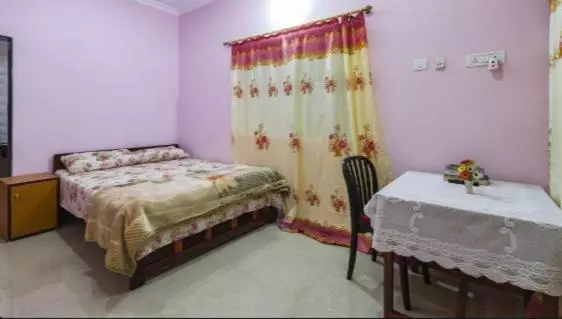 ペンション Madrid Home 2 Min Walk To Beach