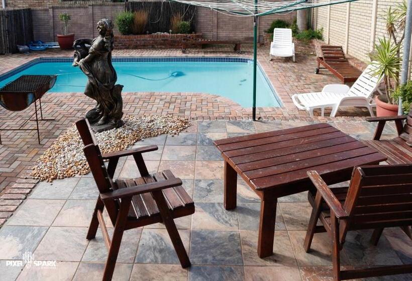 פנסיון Tyday Accommodation