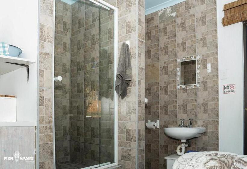 פנסיון Tyday Accommodation