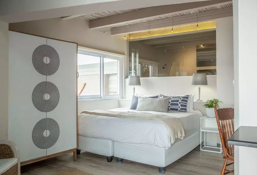 Majatalo Villa Marine Guest House